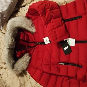 Winter puffer coat with fur hood